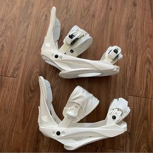 Women’s Snowboard Bindings - Sz M